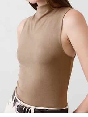 Banana Republic Sleeveless Mock Neck Tank Top in Camel